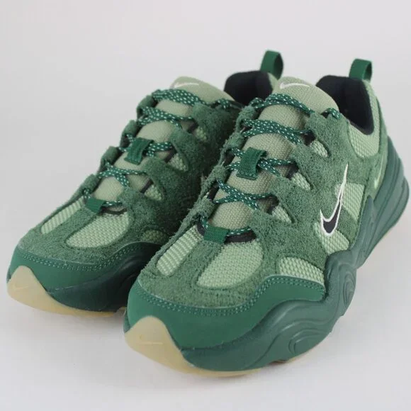 Nike Women's Tech Hera Lifestyle Shoes Oil Green - Picture 1 of 7